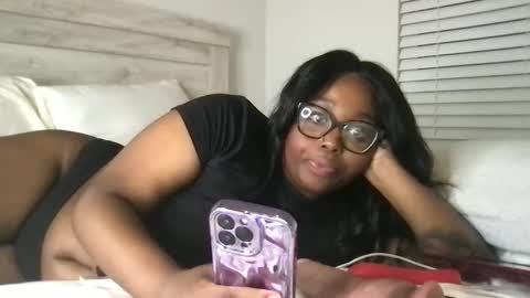 Snapshot of kaitlyncamsx chatting on 5, 2, 2025 kaitlyncamsx online show from 5, 2, 2025