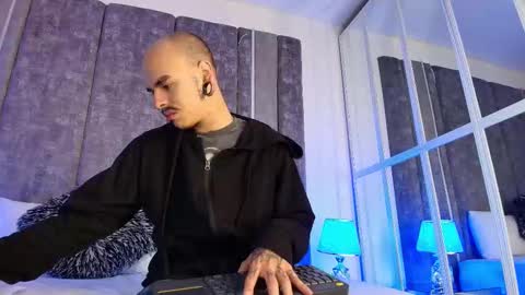 Kale online show from 4, 2, 2026