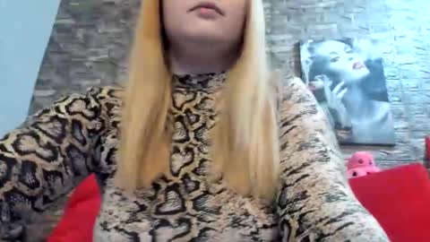 kalindahot online show from 3, 12, 2025