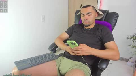 Snapshot of kalivan_voinesscu chatting on 25, 2, 2026 K A L I online show from 25, 2, 2026