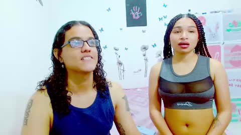 Snapshot of kami_chigiri chatting on 29, 12, 2024 Dante and Carolina independient model online show from 29, 12, 2024