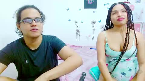 Snapshot of kami_chigiri chatting on 29, 12, 2024 Dante and Carolina independient model online show from 29, 12, 2024