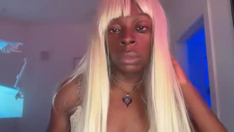 Snapshot of kamikazi777 chatting on 4, 11, 2025 kamikazi777 online show from 4, 11, 2025