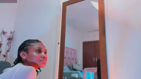 Snapshot of kamila_arias chatting on 25, 6, 2026 online show from 25, 6, 2026