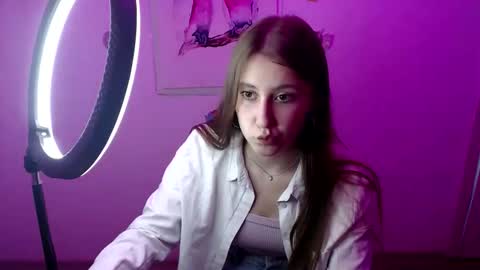 kamilla_love_ online show from 13, 9, 2025