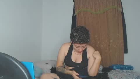 Snapshot of kammy_cami chatting on 30, 5, 2026 kammy y camila online show from 30, 5, 2026