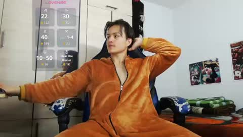 Snapshot of kanekixxxhot chatting on 6, 8, 2026 andres online show from 6, 8, 2026