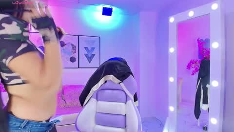 Kaori online show from 10, 10, 2025