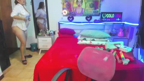 Snapshot of karen_milf_2 chatting on 28, 12, 2024 Karen online show from 28, 12, 2024