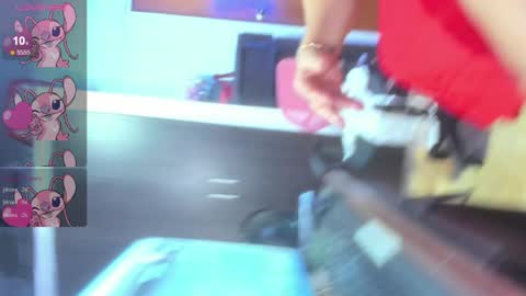 Snapshot of karen_milf_2 chatting on 7, 1, 2025 Karen online show from 7, 1, 2025