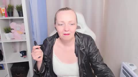 Snapshot of karen_villis chatting on 23, 2, 2026 Karen online show from 23, 2, 2026