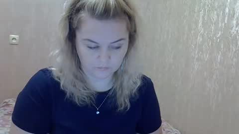 karennelsonx online show from 12, 1, 2025