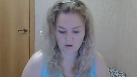 karennelsonx online show from 14, 11, 2025