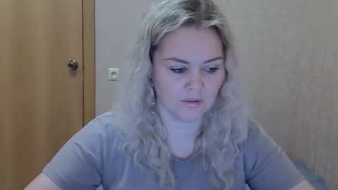 karennelsonx online show from 2, 3, 2026