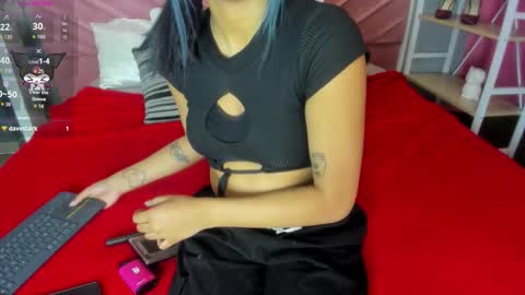 Snapshot of karin_ks chatting on 6, 11, 2025 Karina online show from 6, 11, 2025