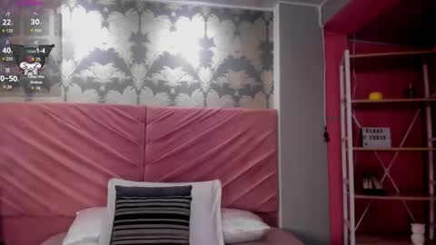 Snapshot of karin_ks chatting on 3, 12, 2025 Karina online show from 3, 12, 2025