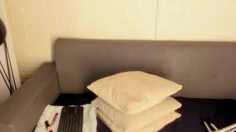 Kari online show from 15, 12, 2025