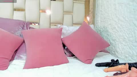 Snapshot of karina_mason chatting on 19, 4, 2026 Karina online show from 19, 4, 2026