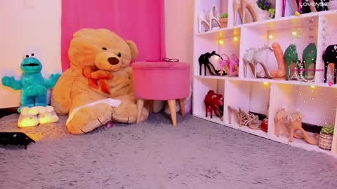 Karina  online show from 2, 12, 2024