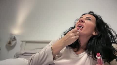 Snapshot of karinablair chatting on 2, 1, 2025 Karina online show from 2, 1, 2025