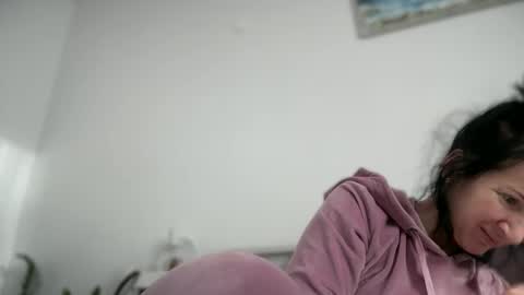 Snapshot of karinablair chatting on 5, 3, 2025 Karina online show from 5, 3, 2025