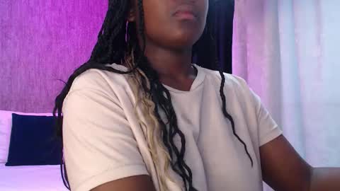 Snapshot of karinaflowers_ chatting on 25, 2, 2026 Im Karina online show from 25, 2, 2026