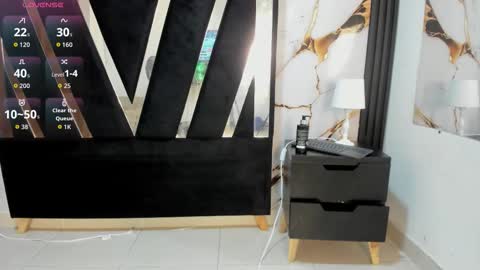 KarinaSimonz online show from 18, 12, 2025