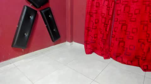 KarinaSimonz online show from 10, 4, 2026