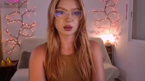 Snapshot of karinchik_ chatting on 16, 7, 2026 Karina online show from 16, 7, 2026