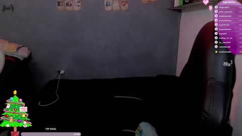 Snapshot of kariozzz chatting on 13, 12, 2024 call me kai 3 online show from 13, 12, 2024