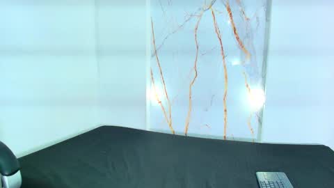 karla_hilton1 online show from 6, 3, 2026