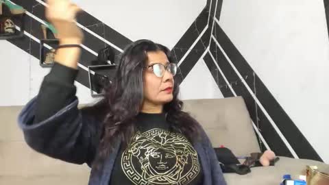 Snapshot of karla_smith_vc chatting on 17, 10, 2025 karla_smith_vc online show from 17, 10, 2025