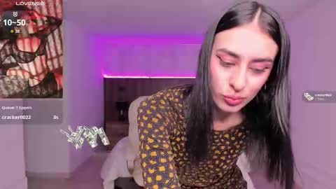 Snapshot of karlaa_james chatting on 3, 12, 2025 Karlaa online show from 3, 12, 2025