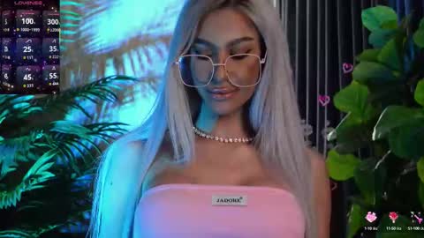 KarlaBart online show from 10, 10, 2025