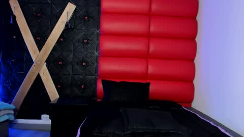 karlaslutskinny__ online show from 26, 3, 2026