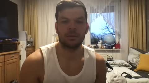 Snapshot of karlflum88 chatting on 3, 1, 2025 Loverboy95 online show from 3, 1, 2025