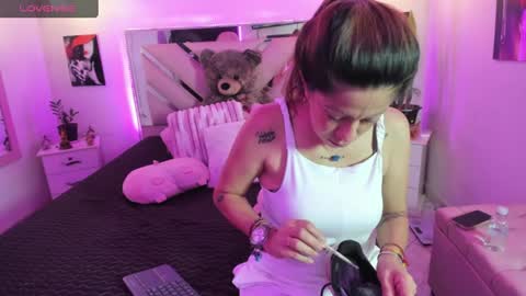 Karly Moonns online show from 17, 7, 2026