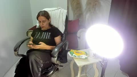 Snapshot of karlye_hot chatting on 12, 5, 2026 KARLYE online show from 12, 5, 2026