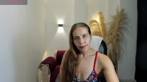 Snapshot of karlye_hot chatting on 11, 6, 2026 KARLYE online show from 11, 6, 2026