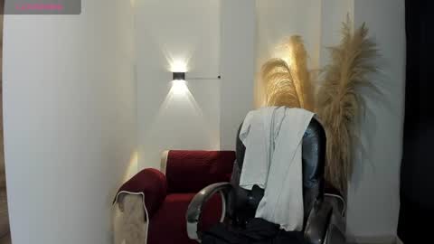 Snapshot of karlye_hot chatting on 11, 6, 2026 KARLYE online show from 11, 6, 2026