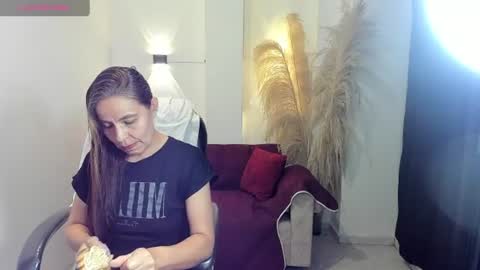 Snapshot of karlye_hot chatting on 12, 6, 2026 KARLYE online show from 12, 6, 2026