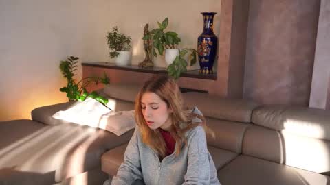 Anasteisha online show from 6, 10, 2025