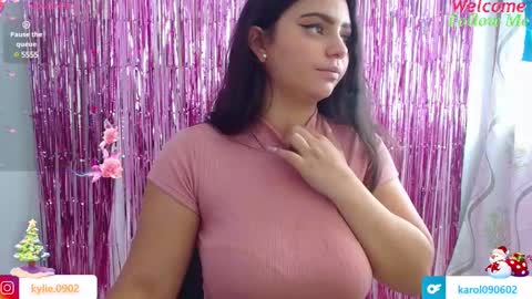 Snapshot of karol_09 chatting on 19, 12, 2024 karol 09 online show from 19, 12, 2024