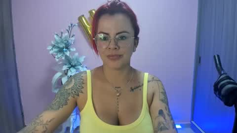 kAROL MILF   online show from 31, 12, 2024