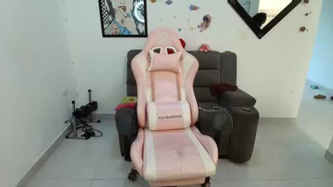    online show from 11, 3, 2025