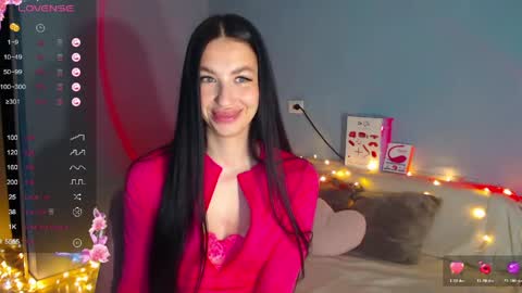 Snapshot of karolina_hottie_ chatting on 18, 5, 2026 Kira online show from 18, 5, 2026