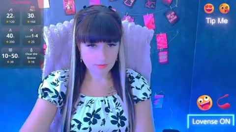 Snapshot of karolina_mia chatting on 21, 7, 2026 Caroline online show from 21, 7, 2026