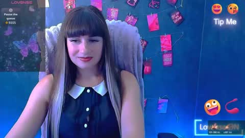 Snapshot of karolina_mia chatting on 30, 7, 2026 Caroline online show from 30, 7, 2026