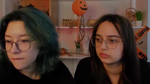 Snapshot of karolina_vendi chatting on 1, 11, 2025 karolina_vendi online show from 1, 11, 2025