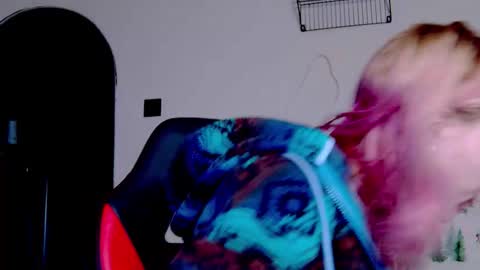 karoline121 online show from 28, 11, 2025